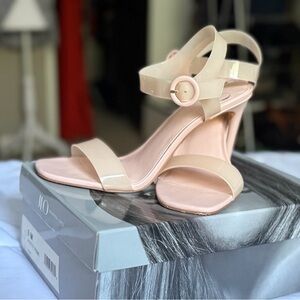 Jennifer Lopez Nude Heels with Ankle Strap